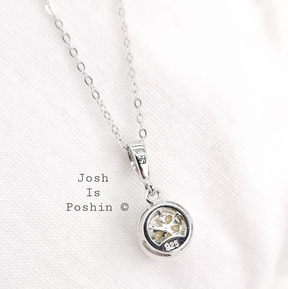 Freshwater Pearl pendant necklace in sterling silver - Picture 12 of 14